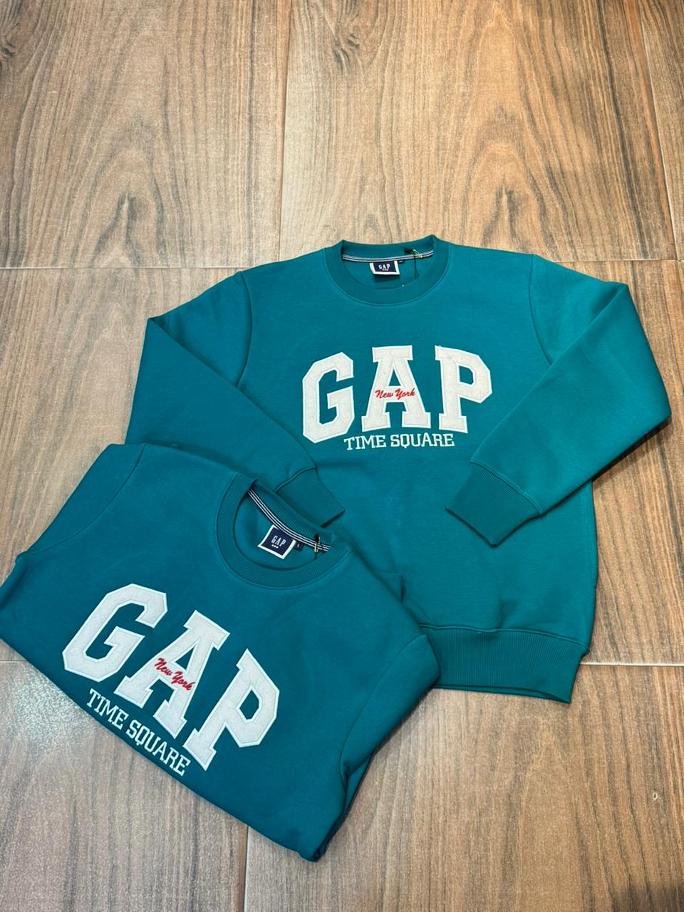 SWEATSHIRT : GAP SWEATSHIRT GREEN WHITE
